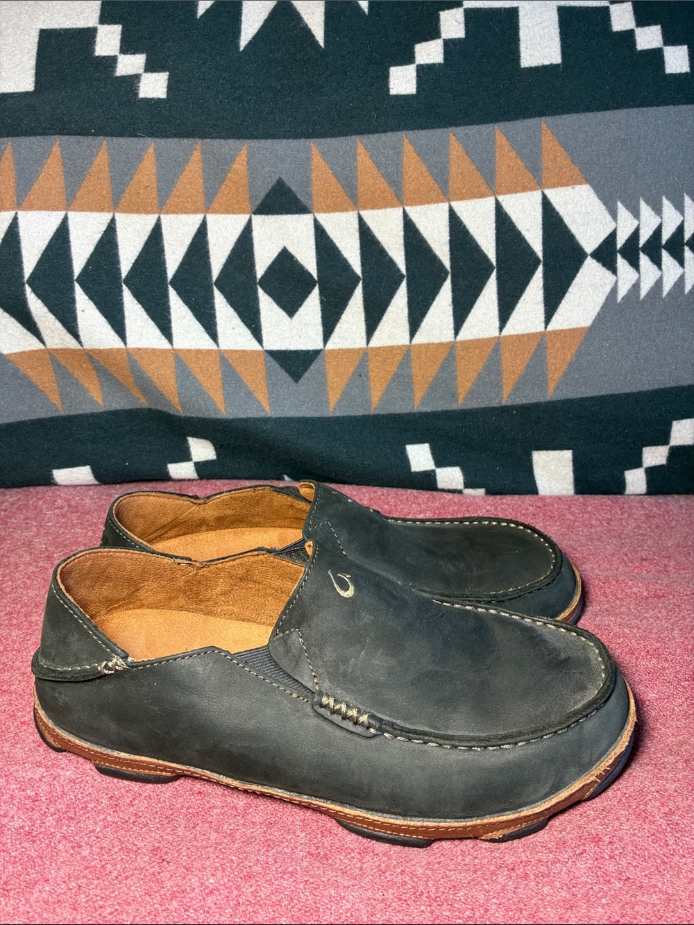 Olukai Moloa Leather Slide Ons